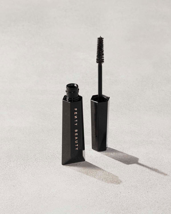 HELLA THICC VOLUMIZING MASCARA